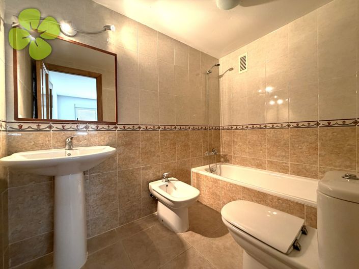 Image No.16-3 Bed Apartment for sale