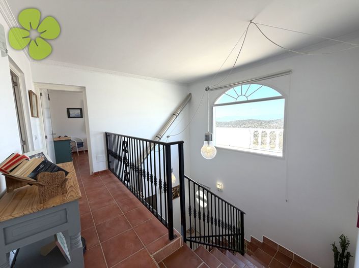 Image No.14-4 Bed Villa for sale