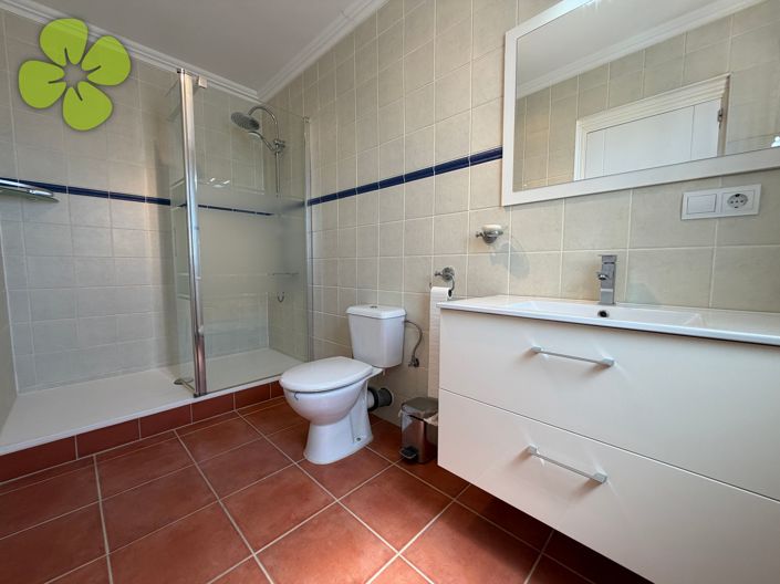 Image No.18-4 Bed Villa for sale