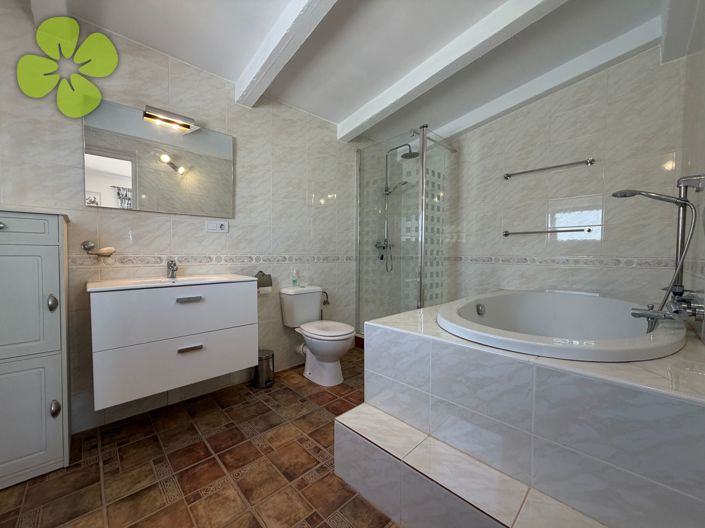 Image No.22-4 Bed Villa for sale