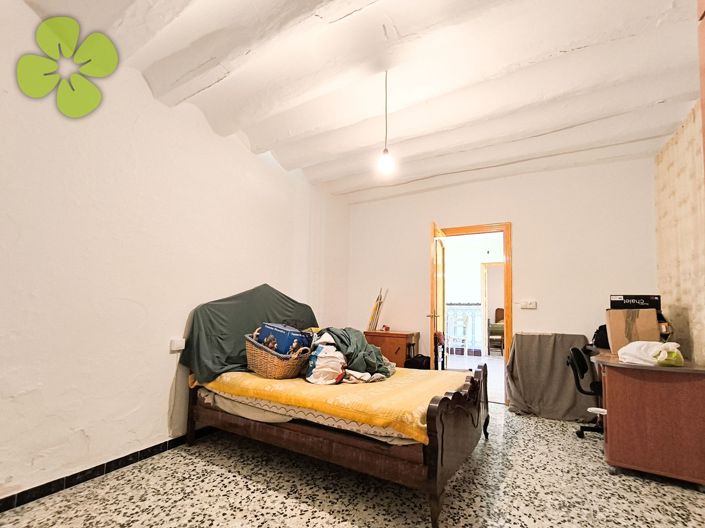 Image No.8-4 Bed Country House for sale