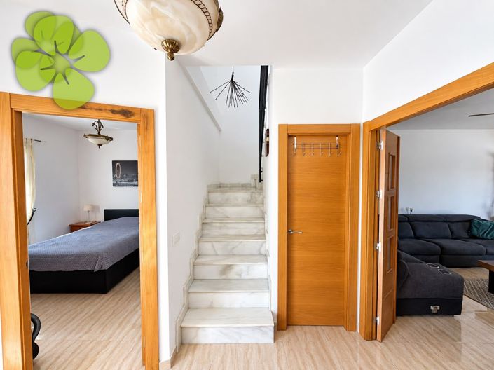 Image No.20-5 Bed Villa for sale