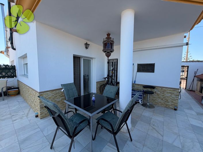 Image No.28-5 Bed Villa for sale