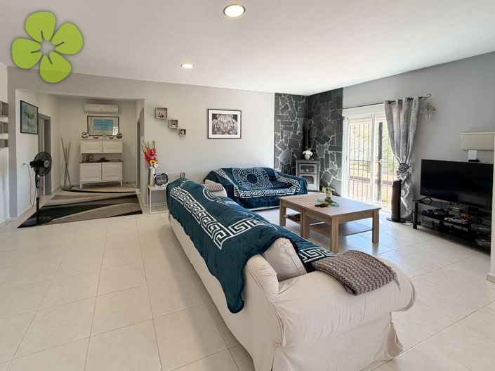 Image No.7-3 Bed Country House for sale
