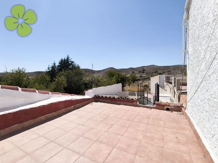 Image No.16-3 Bed Country House for sale