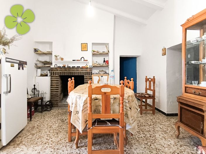 Image No.4-3 Bed Country House for sale