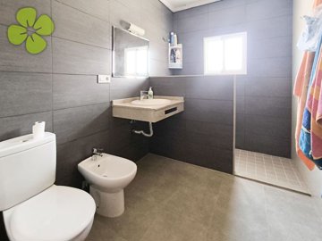 75681920x1440-wm