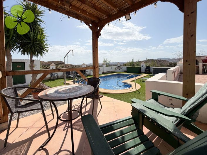 Image No.20-3 Bed Villa for sale