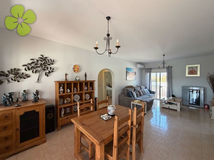 Image No.3-3 Bed Villa for sale
