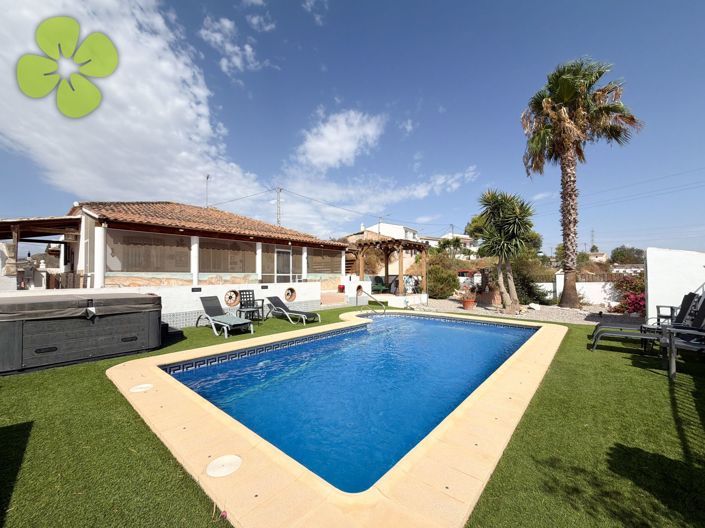 Image No.24-3 Bed Villa for sale