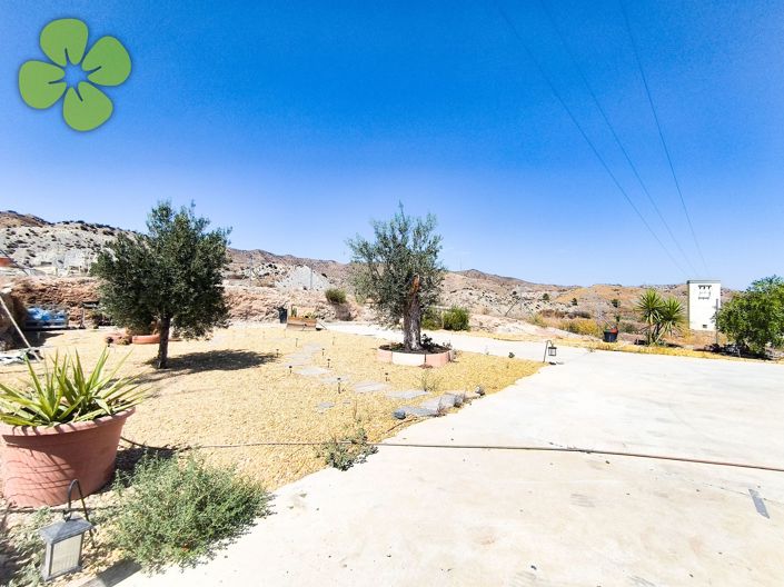 Image No.13-3 Bed Villa for sale