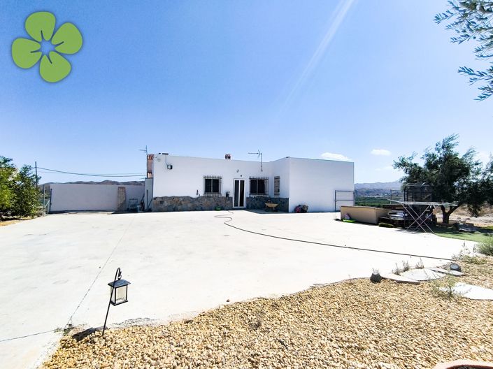 Image No.21-3 Bed Villa for sale