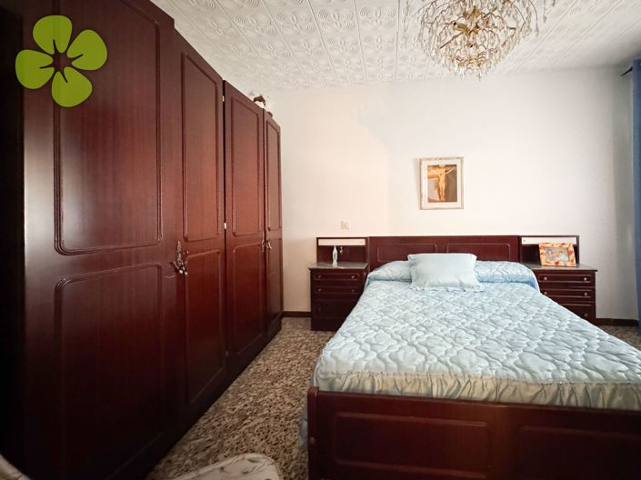 Image No.27-8 Bed Village House for sale