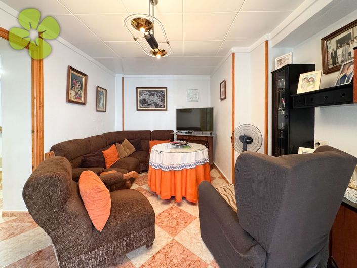 Image No.4-8 Bed Village House for sale