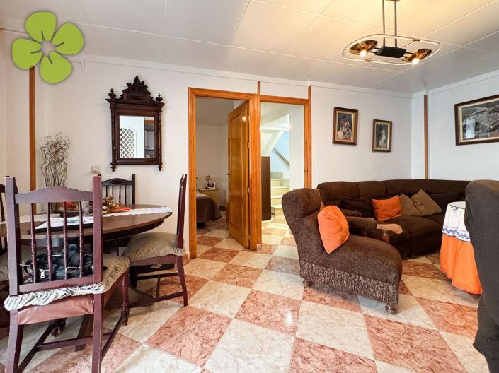 Image No.5-8 Bed Village House for sale