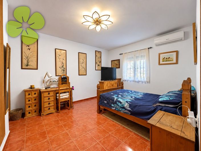 Image No.14-3 Bed Villa for sale