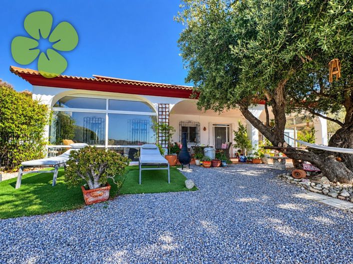 Image No.2-3 Bed Villa for sale