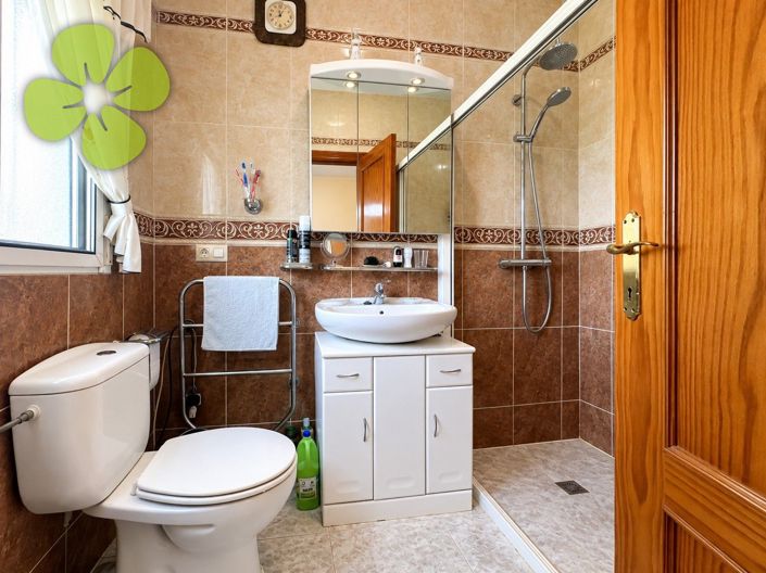 Image No.13-4 Bed Villa for sale