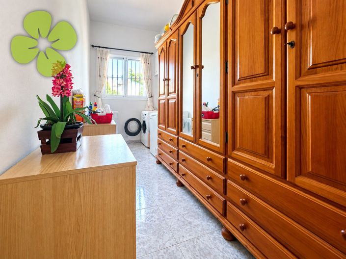 Image No.22-4 Bed Villa for sale