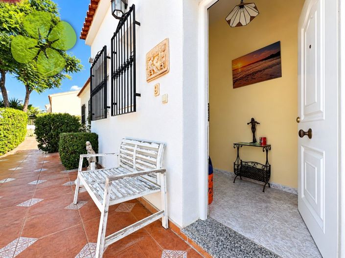 Image No.26-4 Bed Villa for sale