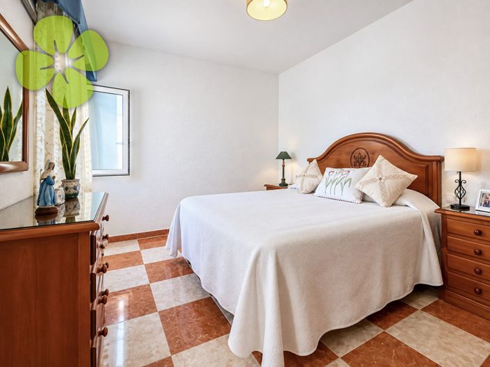 Image No.15-4 Bed Villa for sale
