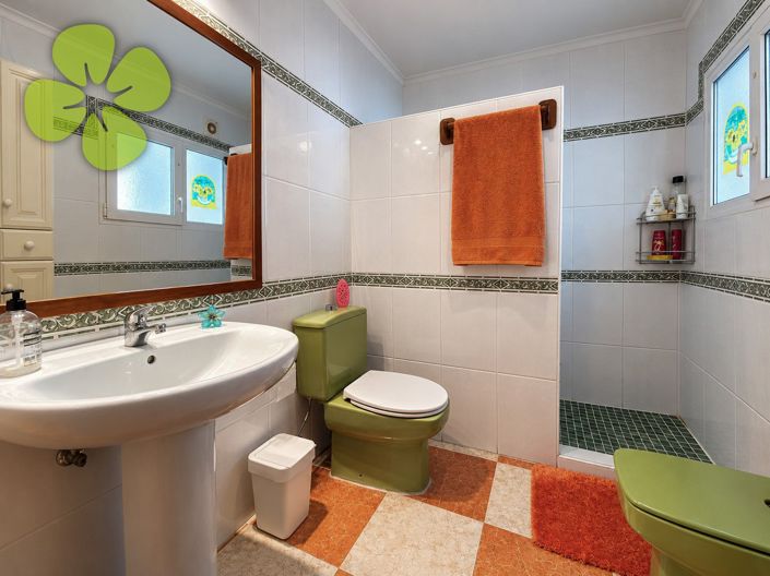 Image No.21-4 Bed Villa for sale
