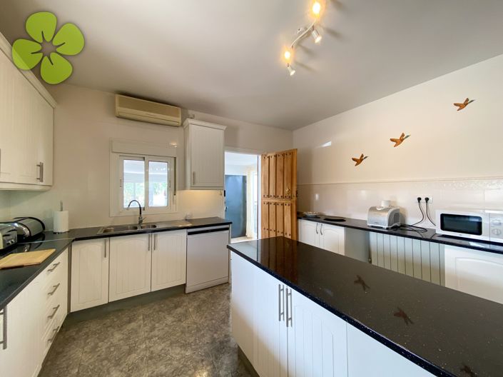 Image No.11-4 Bed Villa for sale