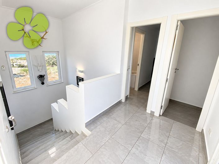 Image No.17-4 Bed Villa for sale