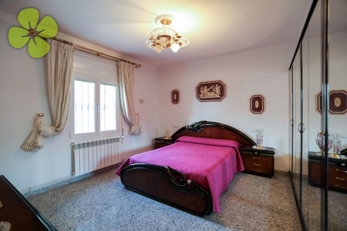 Image No.23-Casa de pueblo con 7 dormitorios en venta