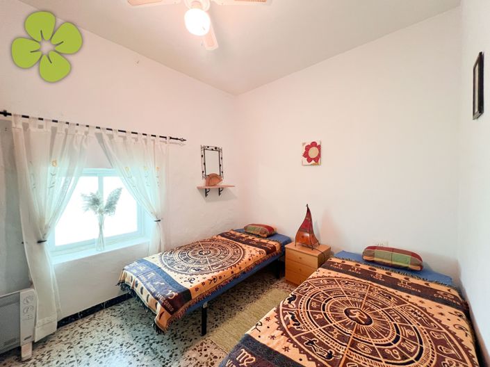 Image No.22-3 Bed Townhouse for sale