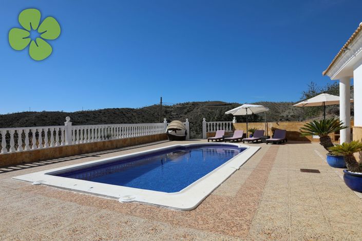 Image No.17-3 Bed Villa for sale
