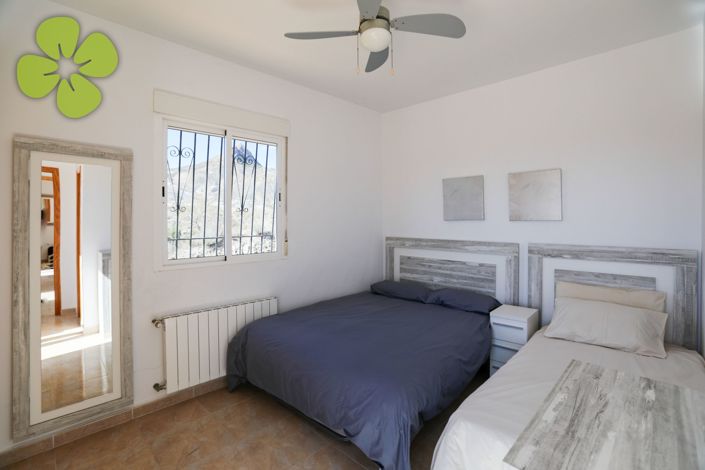 Image No.27-3 Bed Villa for sale