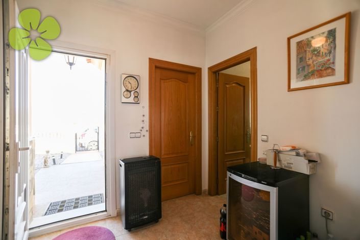 Image No.16-3 Bed Country House for sale