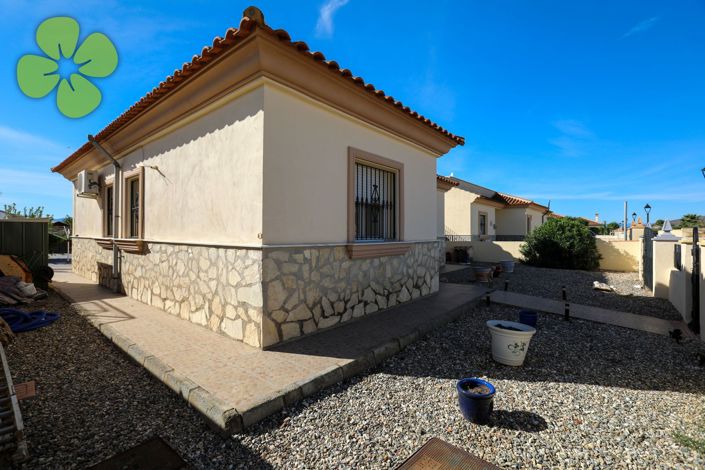 Image No.28-3 Bed Country House for sale