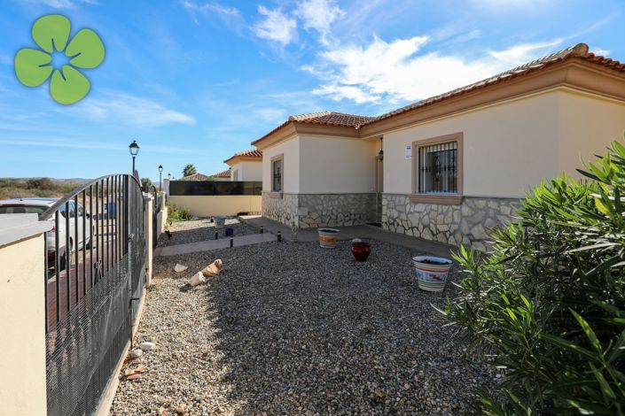 Image No.29-3 Bed Country House for sale