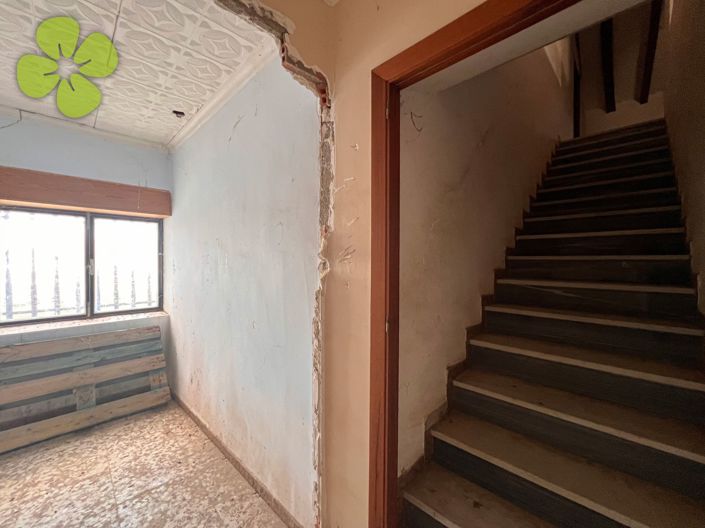 Image No.15-4 Bed Country House for sale