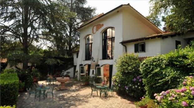 Image No.21-15 Bed Villa for sale