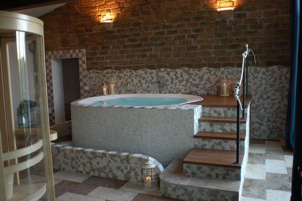 Image No.27-15 Bed Villa for sale