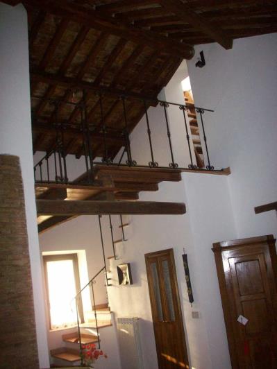 Image No.8-3 Bed Property for sale