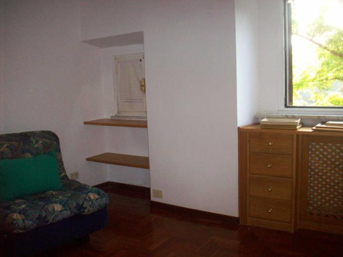 Image No.14-3 Bed Property for sale