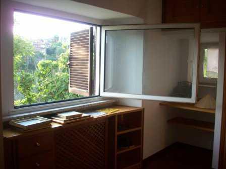 Image No.13-3 Bed Property for sale