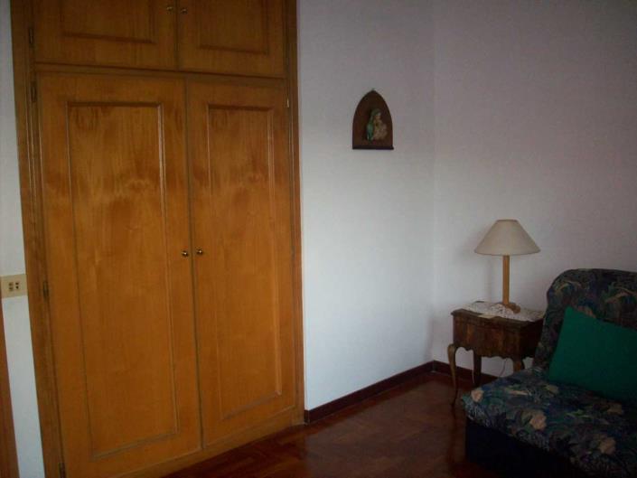 Image No.15-3 Bed Property for sale