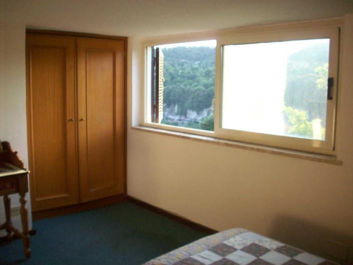 Image No.23-3 Bed Property for sale