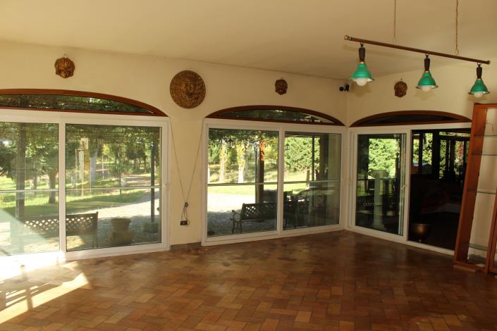 Image No.3-8 Bed Country House for sale