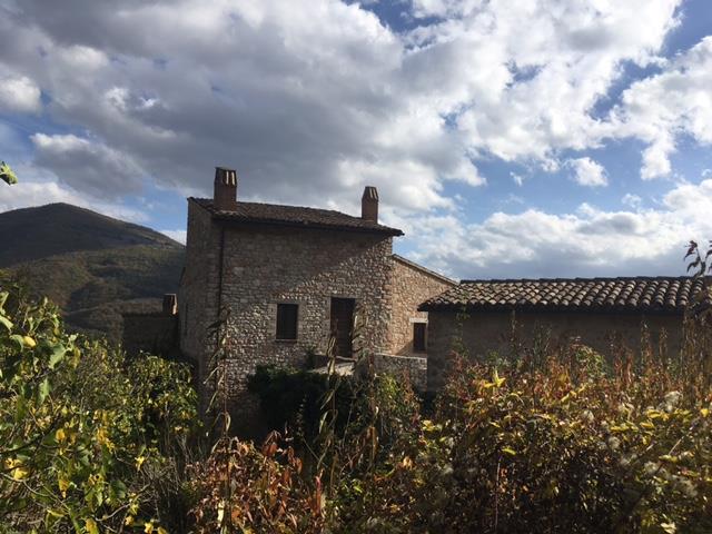 Image No.15-9 Bed Property for sale