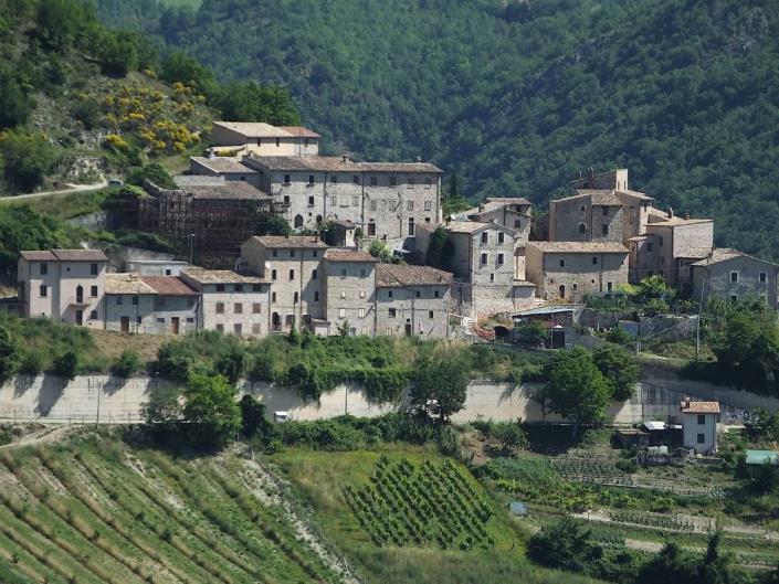 Image No.12-9 Bed Property for sale