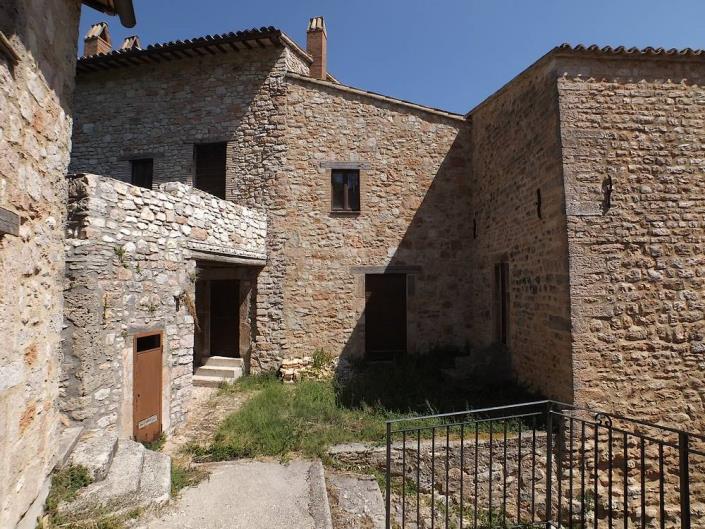 Image No.21-9 Bed Property for sale