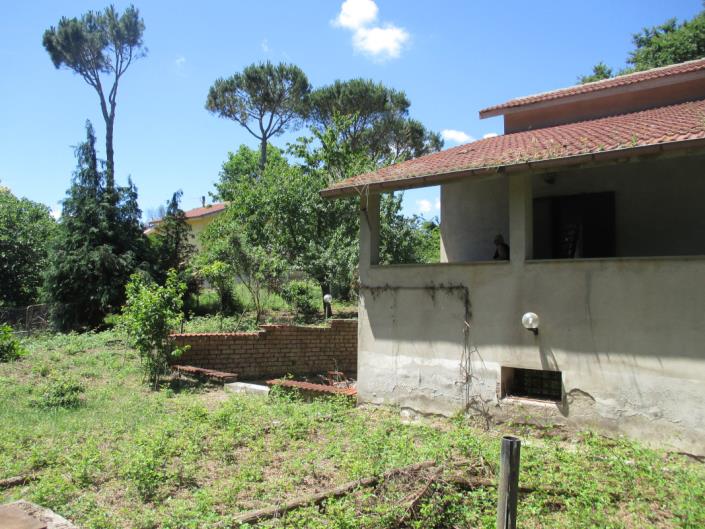 Image No.13-4 Bed Country House for sale