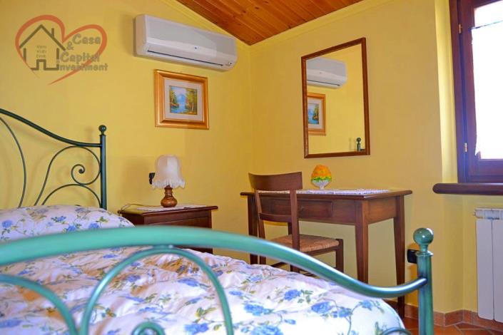 Image No.22-4 Bed Property for sale