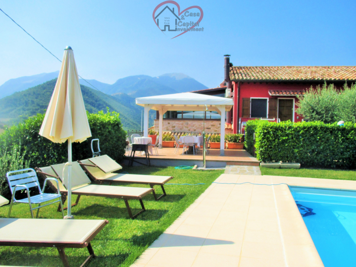 Image No.3-6 Bed Property for sale